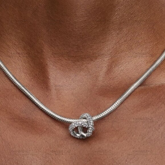 Pandora Pavรฉ Infinity Knot Heart Charm|Pendant - Picture 2 of 2